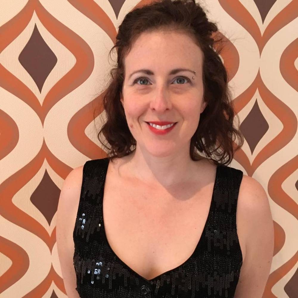 Meet your Posher, Laura